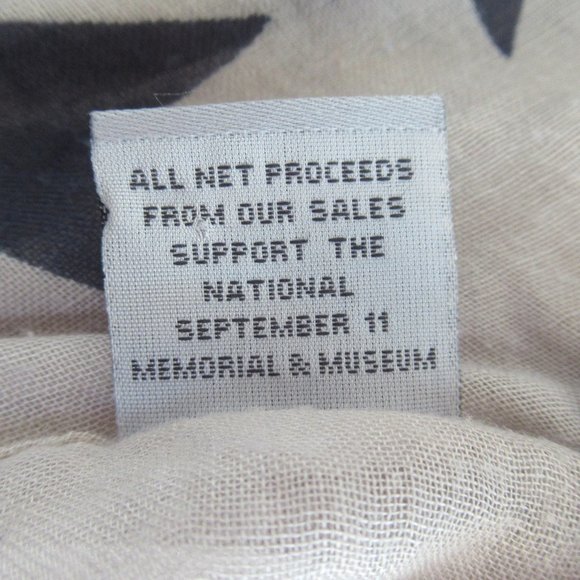 9/11 Memorial Oversized Scarf Patriotic Stars USA Scarf Toupe and Blue Polyester - Picture 7 of 7